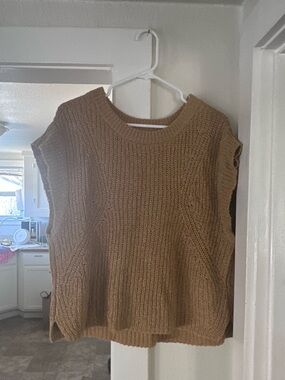 Old navy open knit sleeveless top